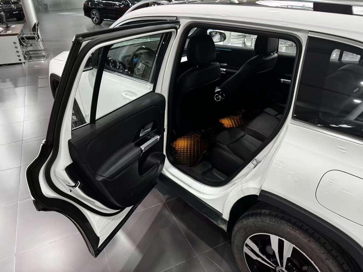 Mercedes-Benz GLB 200, фото 12