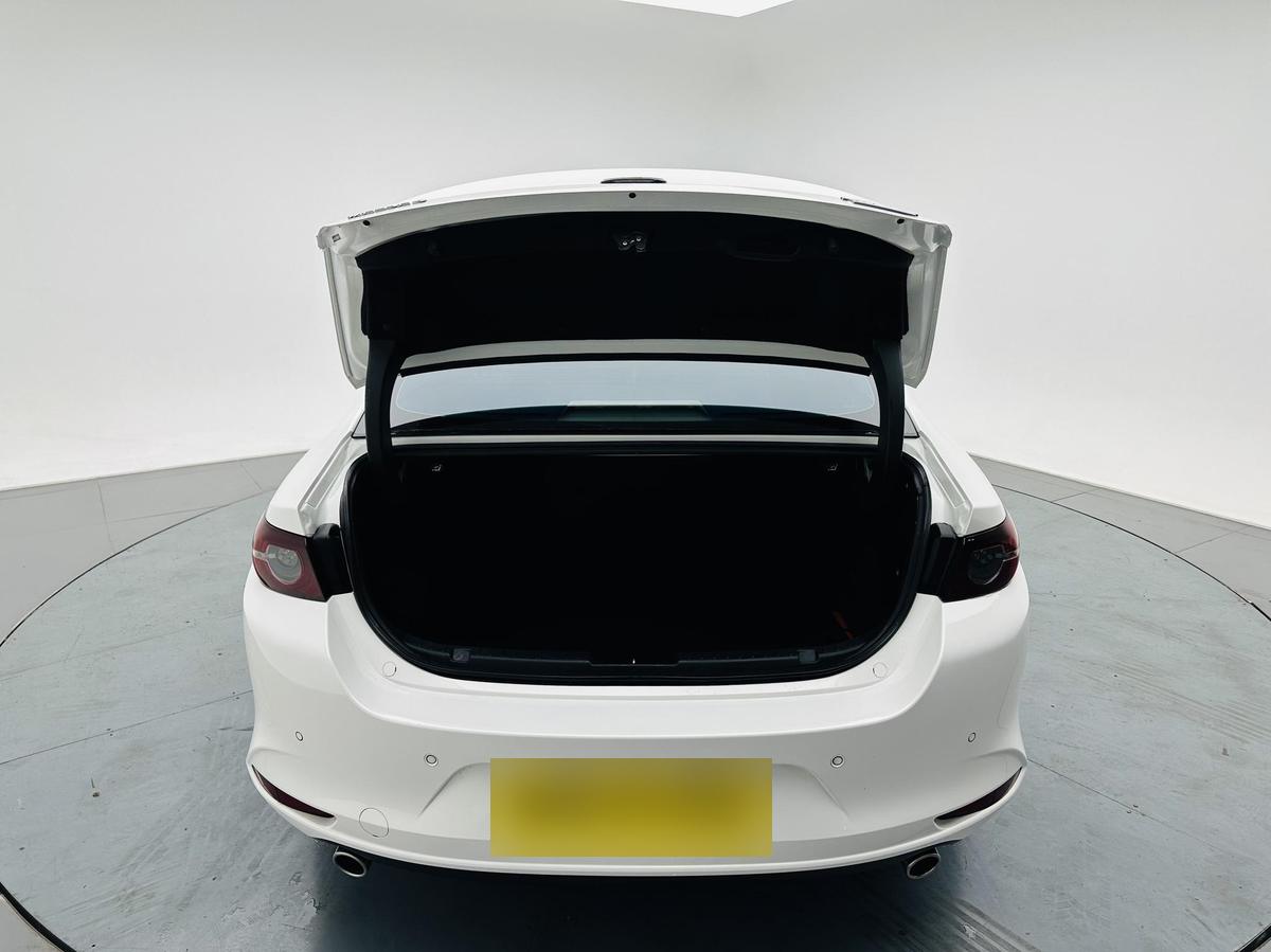 Mazda 3 Axela 2.0L AT, фото 15