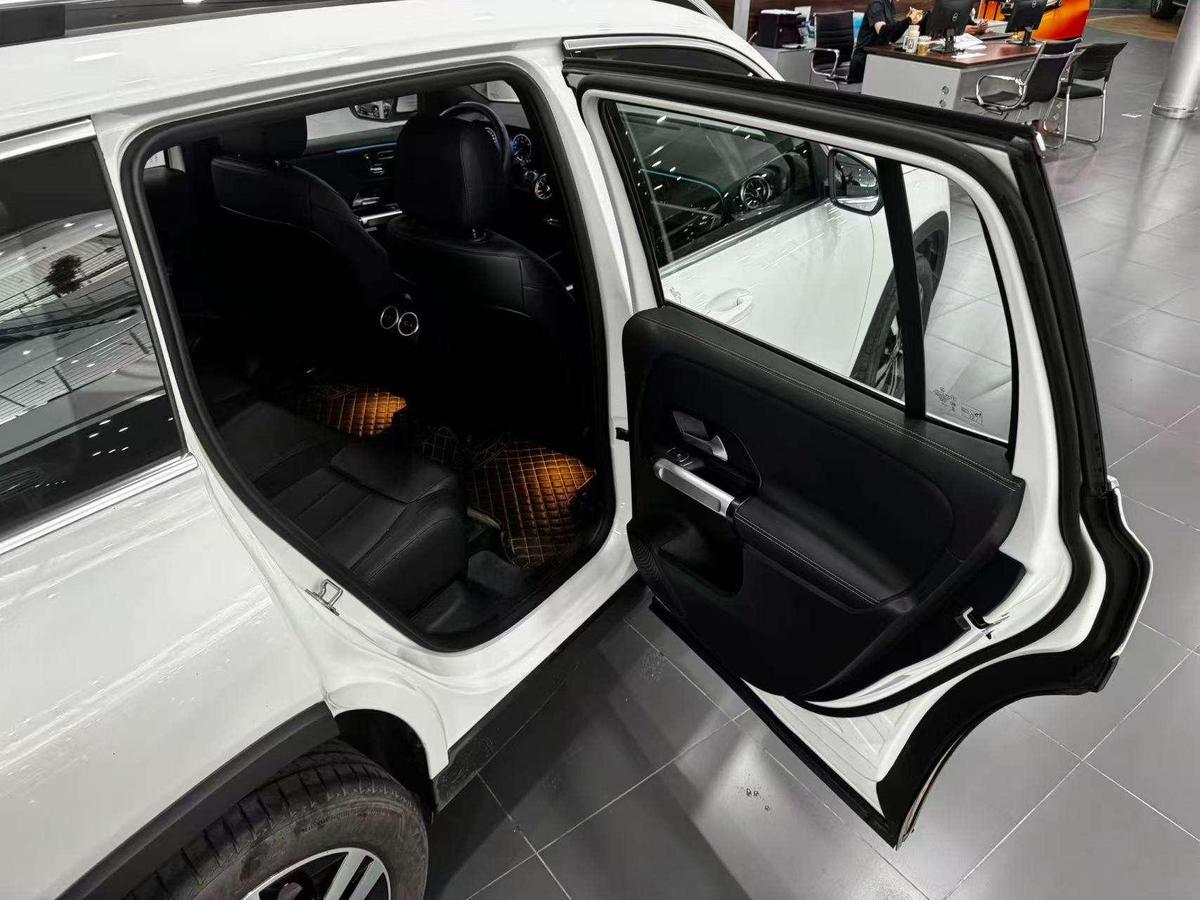 Mercedes-Benz GLB 200, фото 15