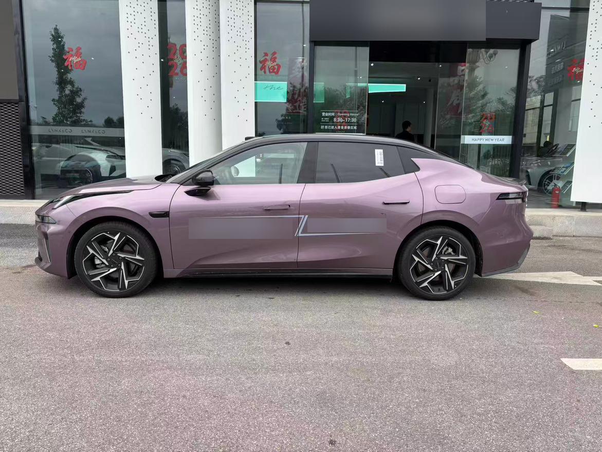 Lynk & Co 07 EM-P 126 Long Range Ultra H7, фото 8