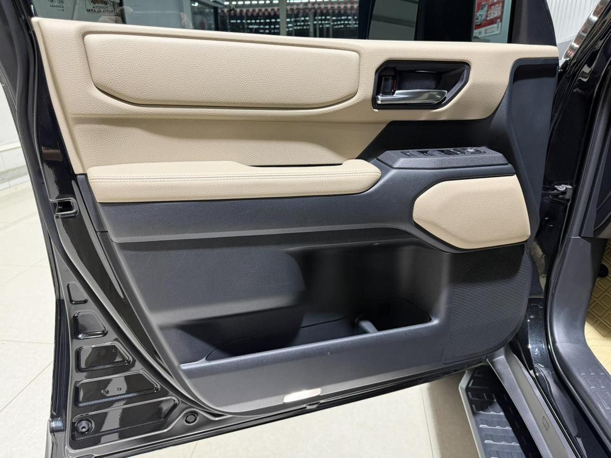 Toyota Land Cruiser Prado 2.4T Hybrid TX 5-seat, фото 11