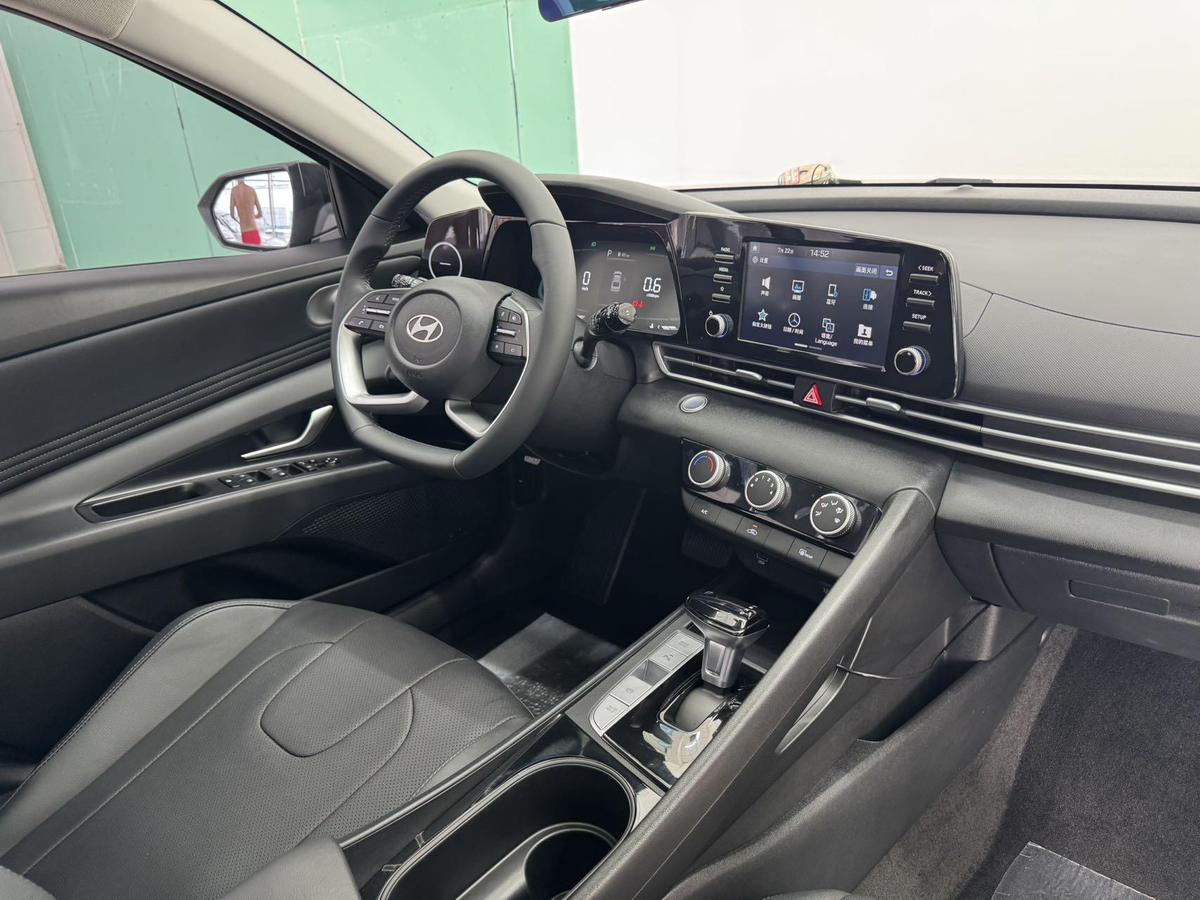 Hyundai Elantra 1.5L CVT GLX Elite, фото 15
